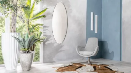 Specchio Cassandra con cornice in MDF color argento di Stones