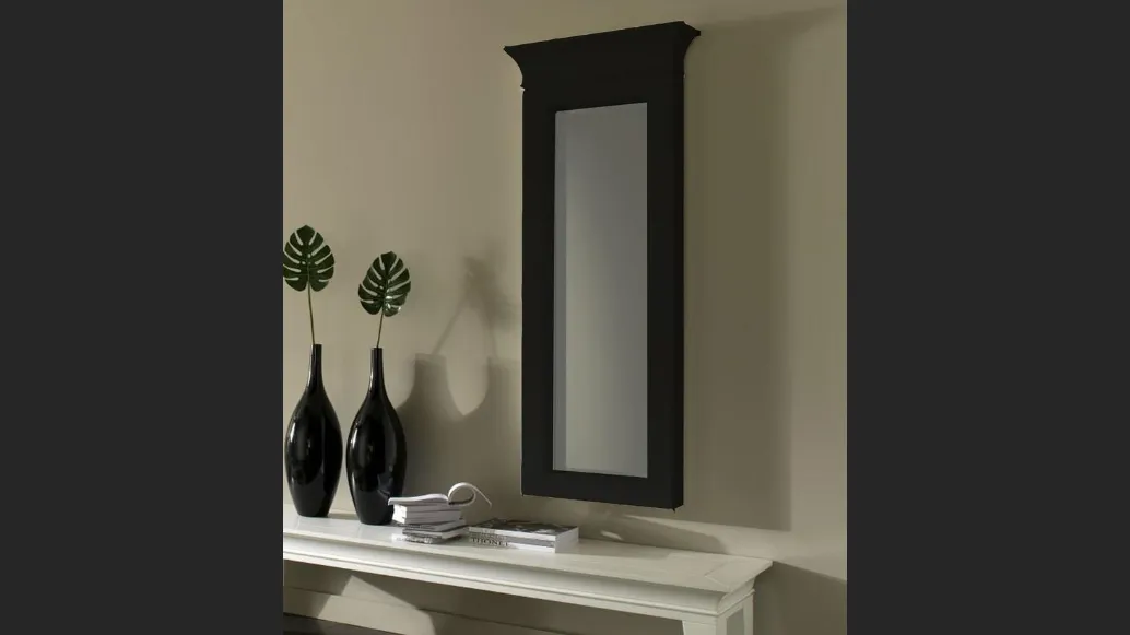 Specchio con capitello con cornice in legno di Stones