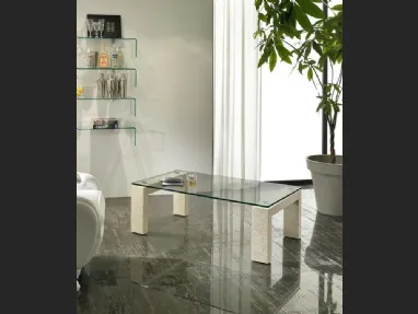 Tavolino Millerighe con base in pietra fossile e top in vetro temprato di Stones