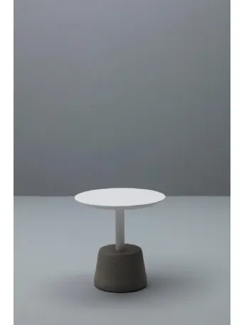 Tavolino Keoz in mdf con struttura in metallo verniciato di Stones