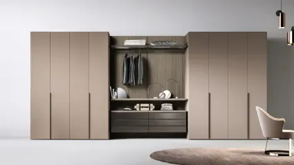 Cabina armadio Gemini G225 tra due armadi a muro di Moretti Compact Giorno Notte