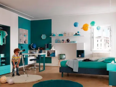 Cameretta per bambini in laccato e melaminico con letto a terra KC312 di Moretti Compact