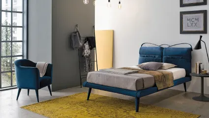 Letto Corfù alla Francese in tessuto con testiera di Target Point