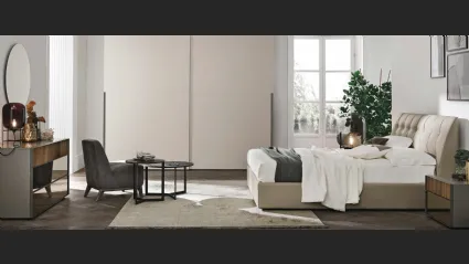 Letto Dafne in ecopelle con contenitore di Tomasella