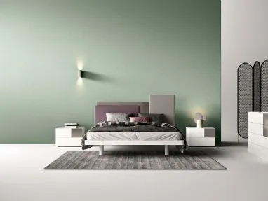 Letto matrimoniale E02 Mondrian Pad e Alfa con testiera asimmetrica rivestita in tessuto di Mercantini