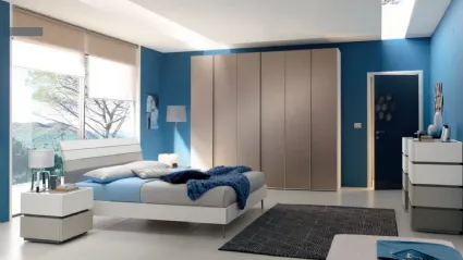 Letto con testiera in laccato opaco Bianco, Corda e Tortora NC108 di Moretti Compact