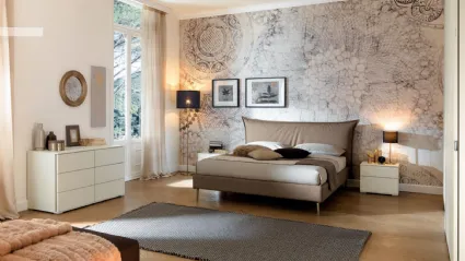 Letto in ecopelle con testiera NC112 di Moretti Compact