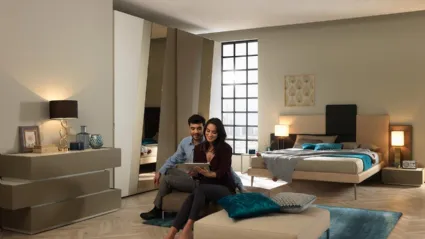 Letto matrimoniale con testiera imbottita in ecopelle NC501 di Moretti Compact