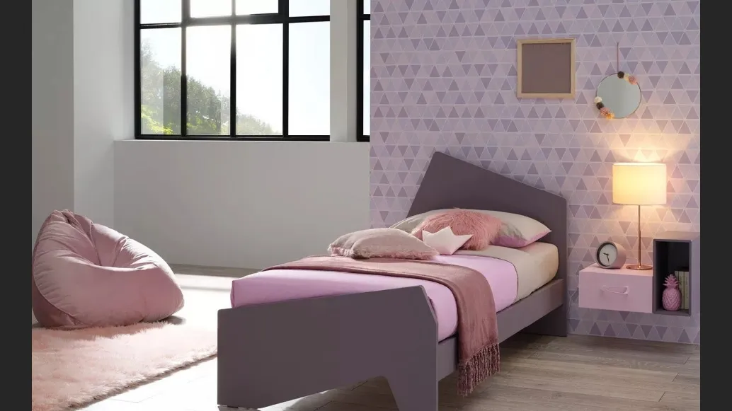 Letto singolo con testiera e pediera asimmetriche in laccato Mora SC110 di Moretti Compact