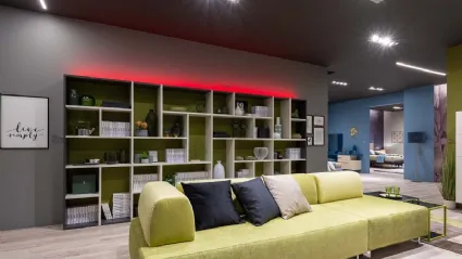 Libreria a muro in laccato opaco e melaminico LV120 di Moretti Compact