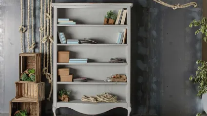 Libreria a muro Shabby Chic in legno di Fratelli Mirandola