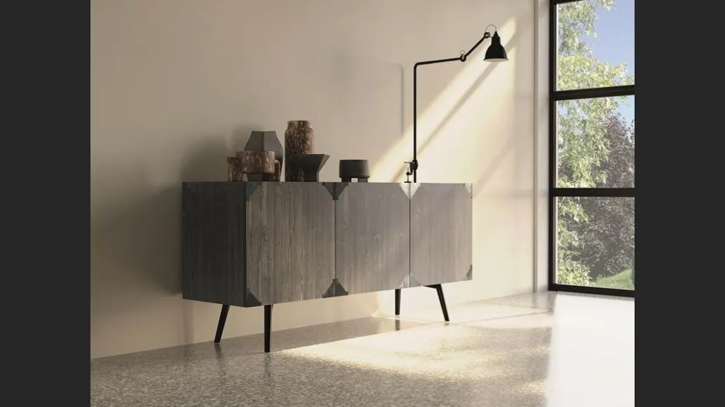 Madia Moon Art 1801 in legno finitura fango con angoli metallici di Fratelli Mirandola