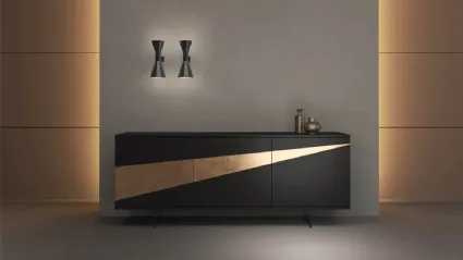 Madia Ikona Oak in legno laccato opaco con inserto in foglia bronzo di Fratelli Mirandola