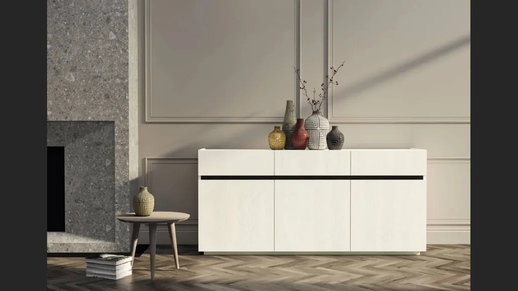 Madia Teca in rovere laccato di Fratelli Mirandola