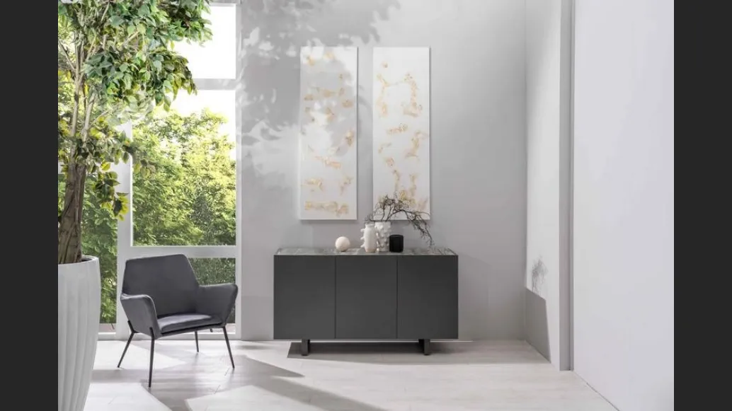 Madia Pegaso a 3 ante in MDF finitura Grigio scuro con top in ceramica marmo di Stones