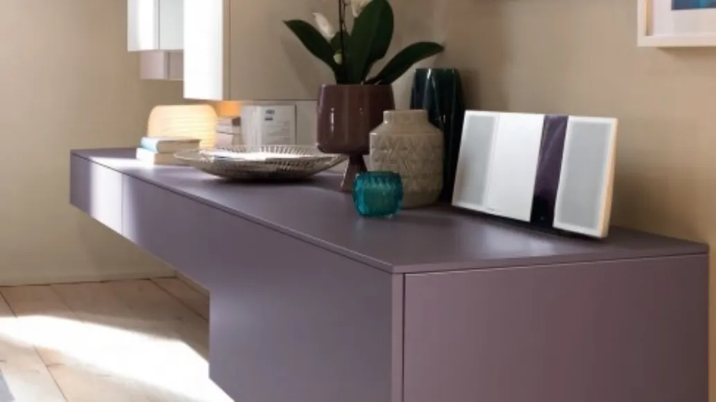Parete attrezzata sospesa in laccato opaco Mora LV101 di Moretti Compact
