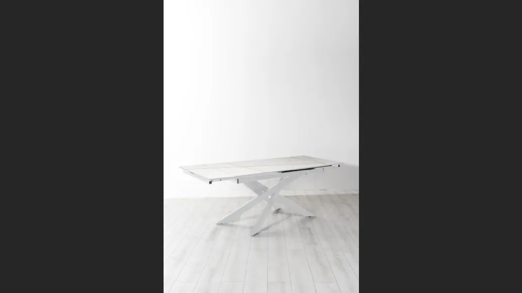 Tavolo allungabile Ares con top in sintered stone di Stones