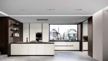 Cucina Design con penisola Fly&Keaton 02 in laccato bianco opaco e Rovere termocotto di Nova Cucina