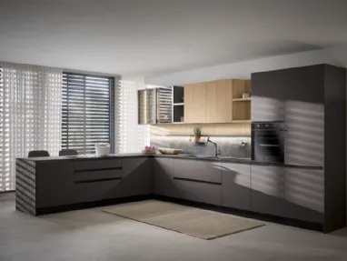 Cucina Moderna con penisola Zoe Composizione 02 in pet e melaminico rovere di Prima Cucine